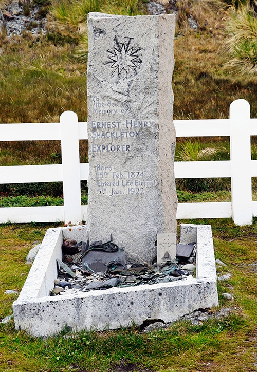 Shackleton&apos;s grave
